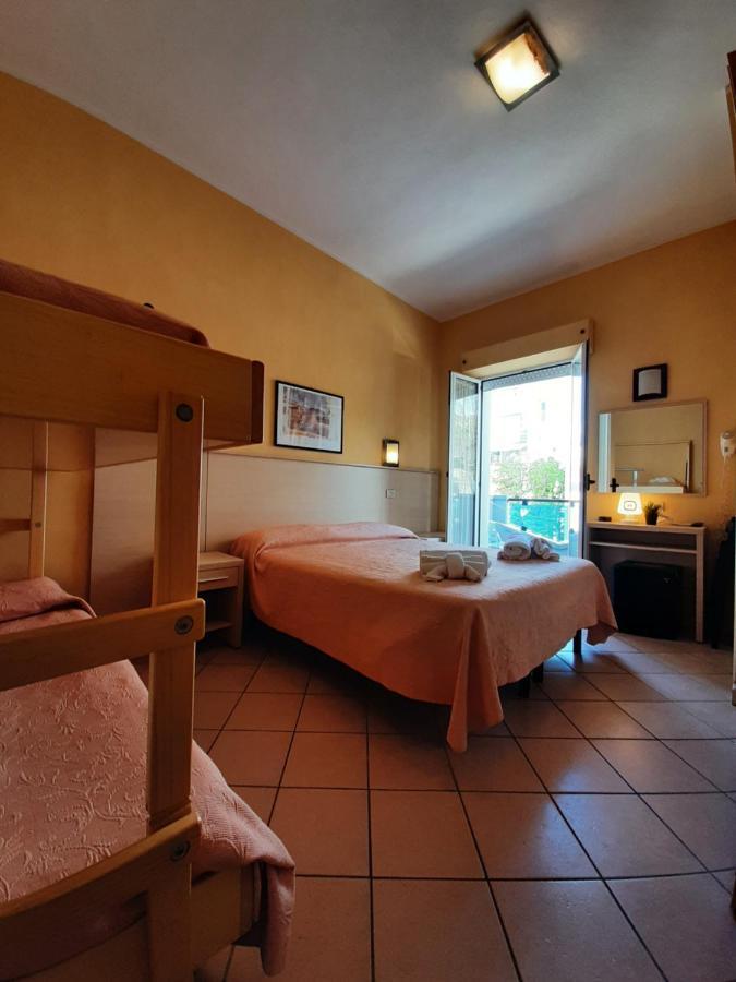 Hotel Originale By Alehotels Rimini Eksteriør bilde