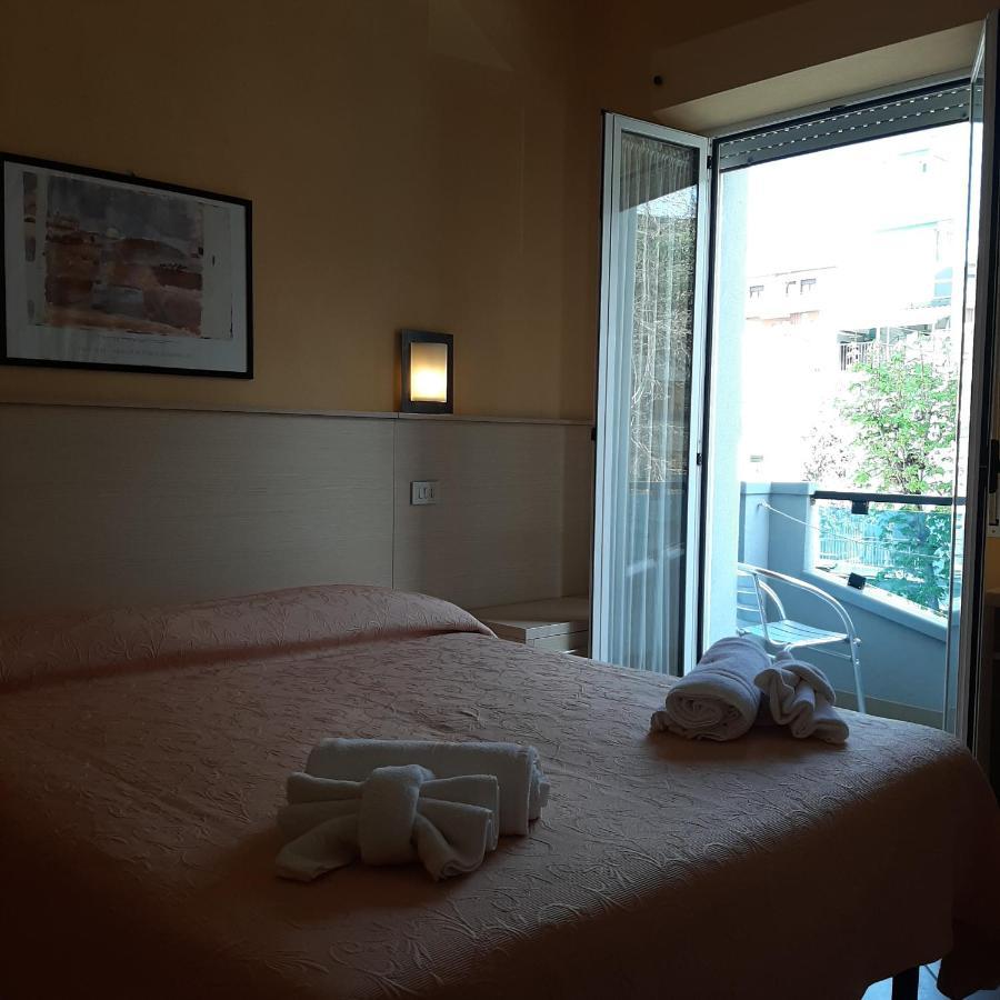 Hotel Originale By Alehotels Rimini Eksteriør bilde